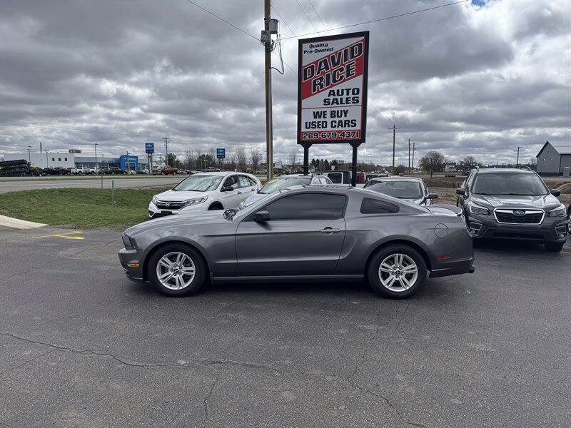 2014 Ford Mustang V6