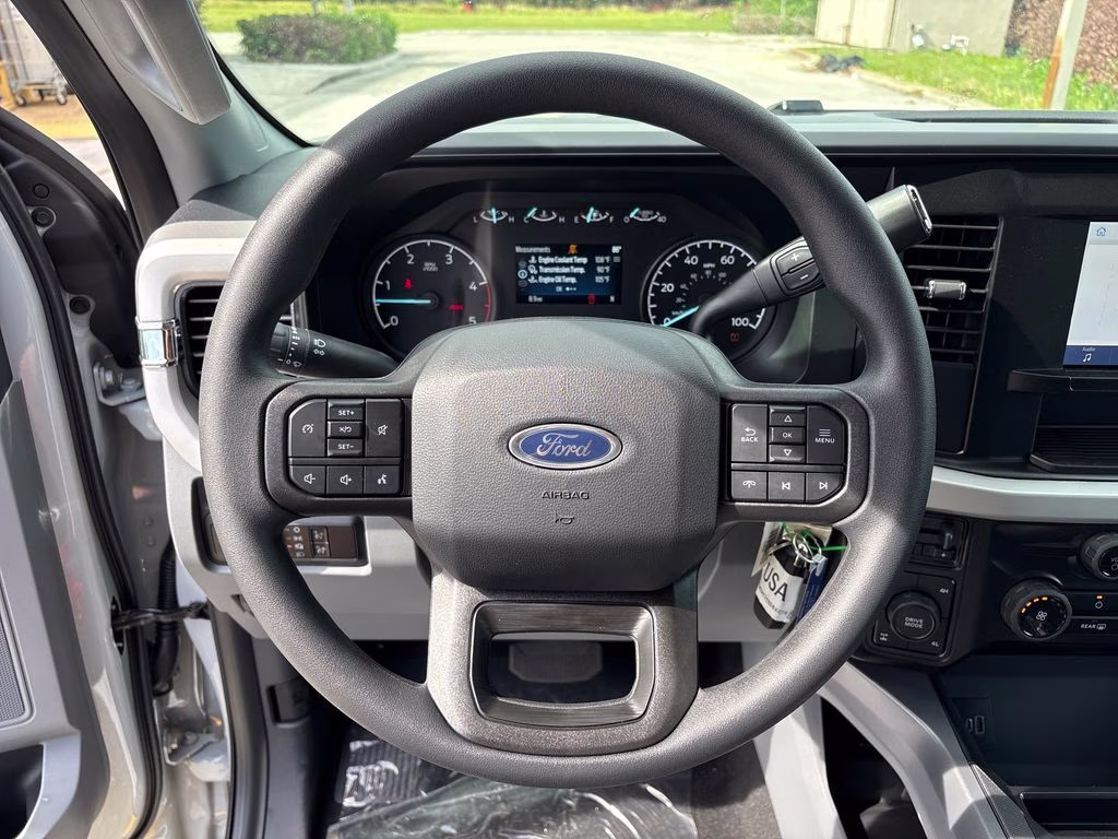 2026 Avalanche Ford Super Duty F-250 SRW XLT 4X4 Truck