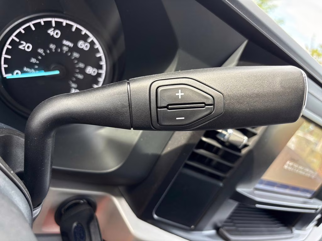 2026 Avalanche Ford Super Duty F-250 SRW XLT 4X4 Truck