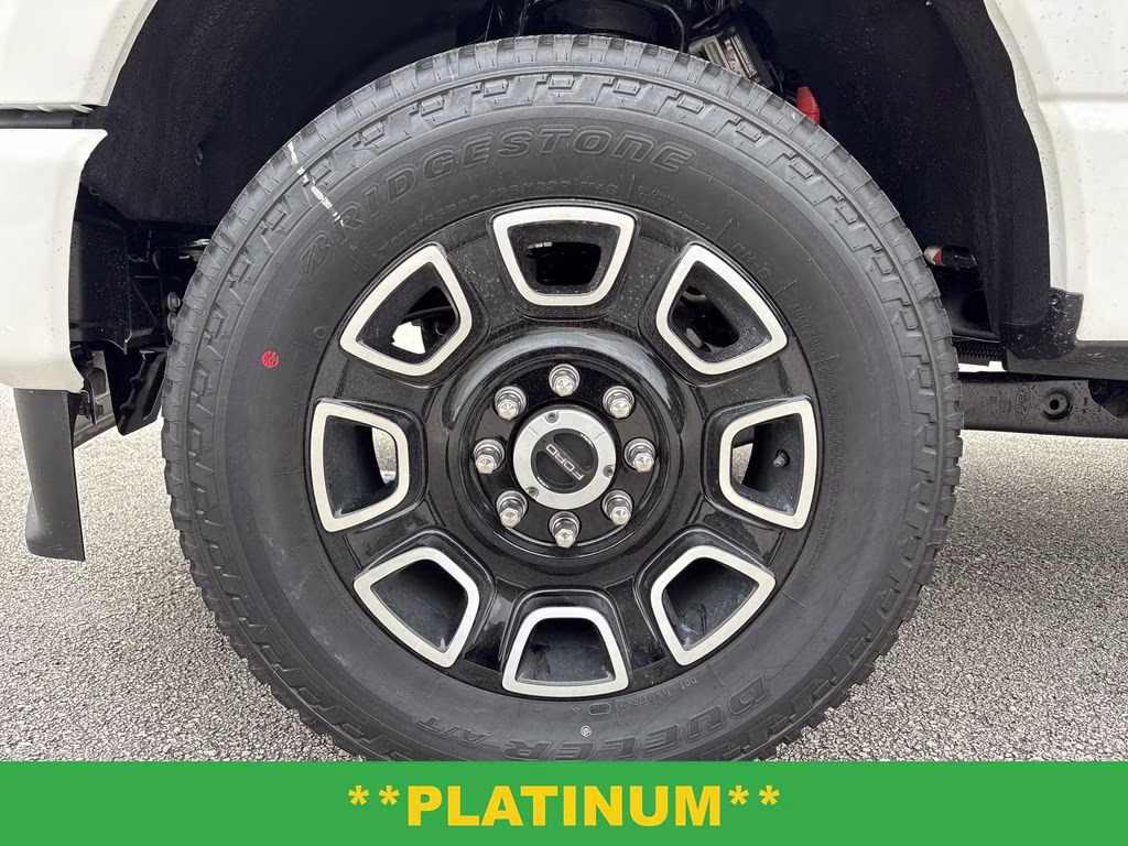 2026 Star White Metallic Tri-Coat Ford Super Duty F-350 SRW Platinum 4X4 Truck