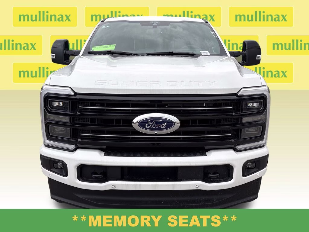 2026 Star White Metallic Tri-Coat Ford Super Duty F-350 SRW Platinum 4X4 Truck