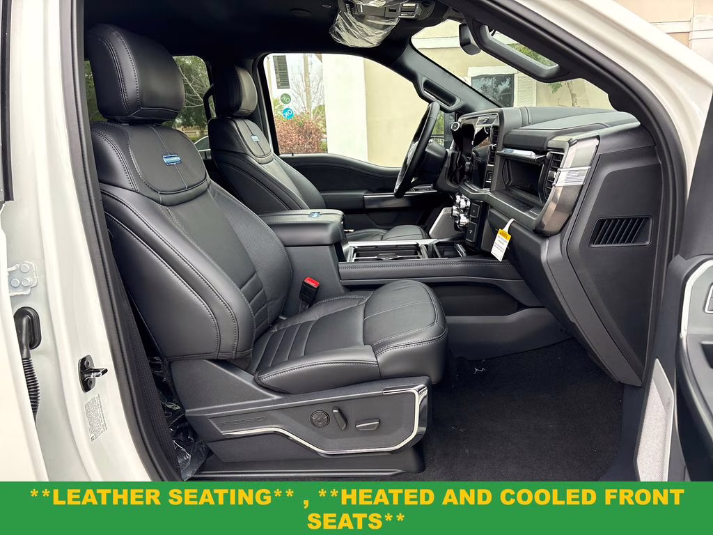 2026 Star White Metallic Tri-Coat Ford Super Duty F-350 SRW Platinum 4X4 Truck