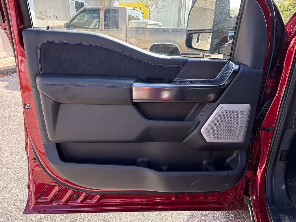 2026 Ruby Red Metallic Tinted Clearcoat Ford Super Duty F-350 SRW Platinum 4X4 Truck