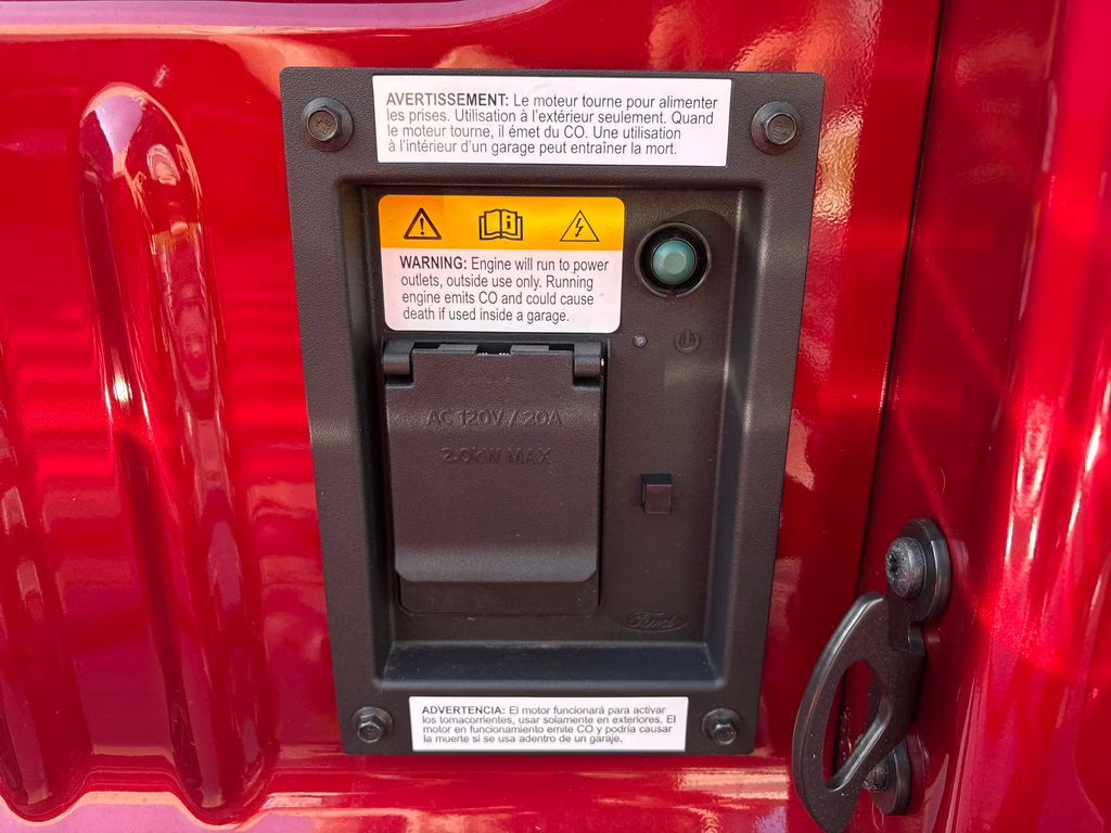 2026 Ruby Red Metallic Tinted Clearcoat Ford Super Duty F-350 SRW Platinum 4X4 Truck