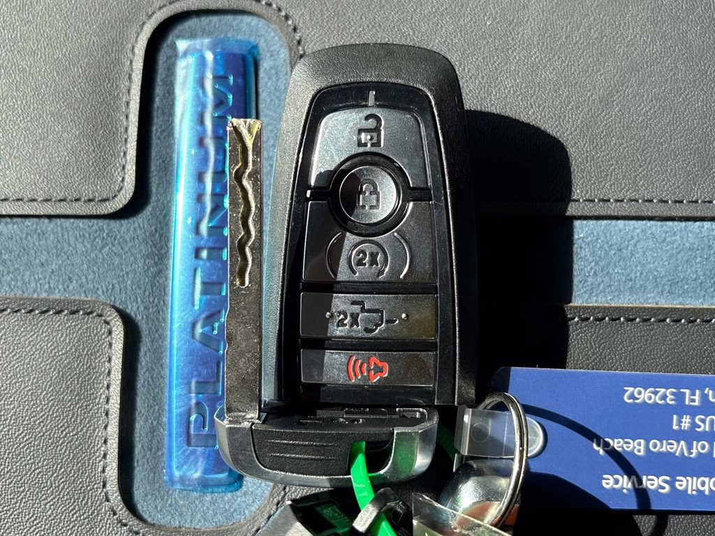 2026 Ruby Red Metallic Tinted Clearcoat Ford Super Duty F-350 SRW Platinum 4X4 Truck