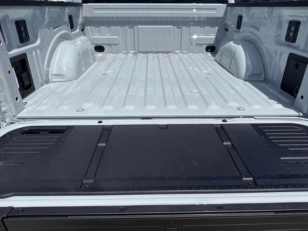 2026 Avalanche Ford F-150 Raptor 4X4 Truck