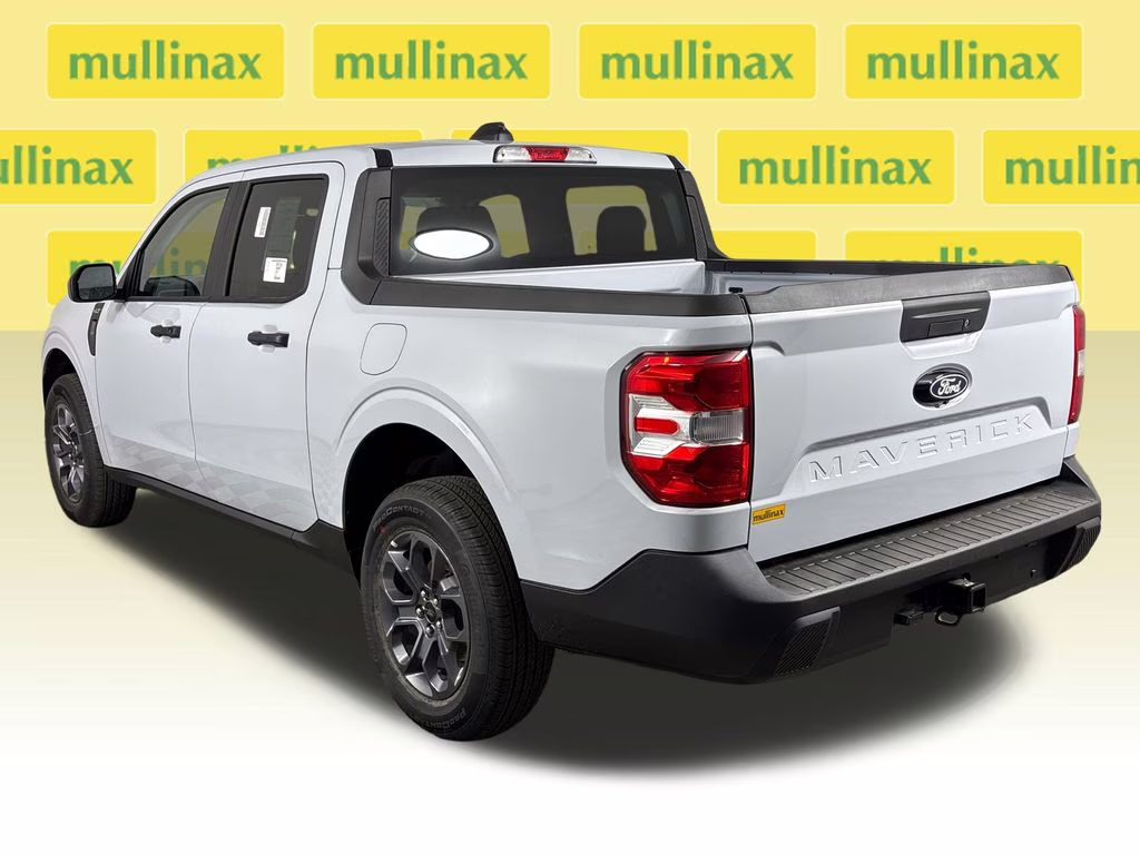 2026 Space White Metallic Ford Maverick XLT FWD Truck
