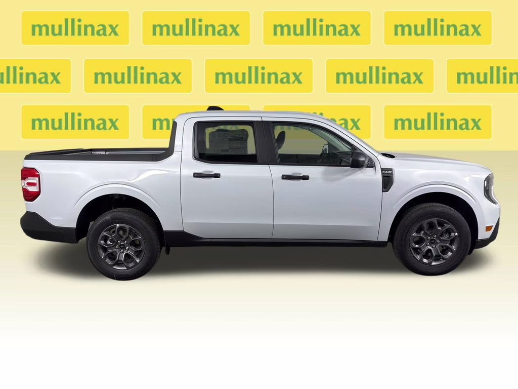 2026 Space White Metallic Ford Maverick XLT FWD Truck