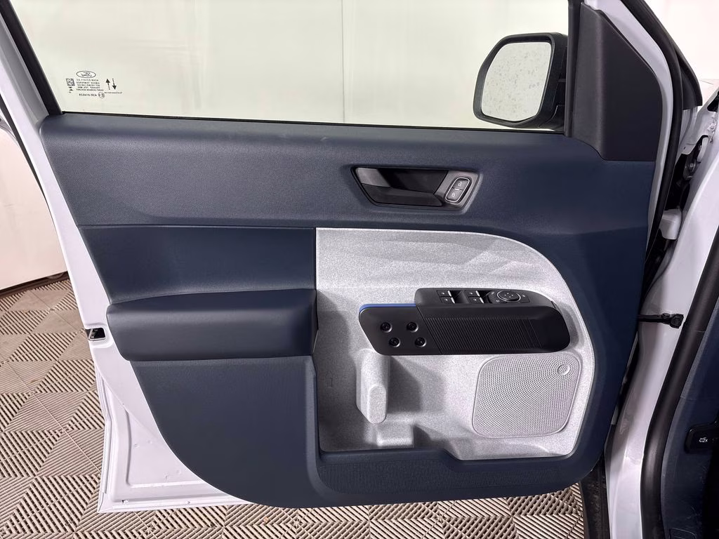 2026 Space White Metallic Ford Maverick XLT FWD Truck