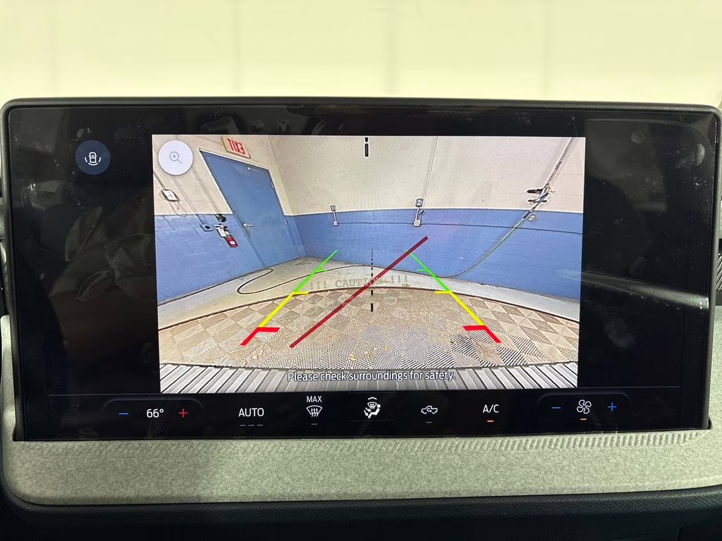 2026 Space White Metallic Ford Maverick XLT FWD Truck