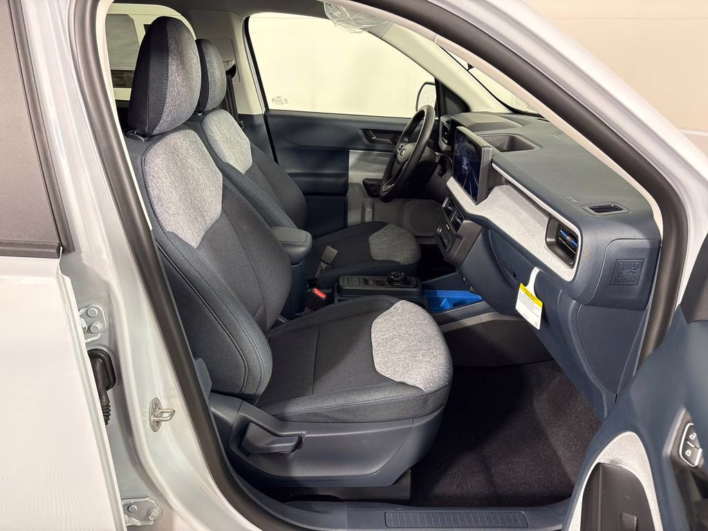 2026 Space White Metallic Ford Maverick XLT FWD Truck