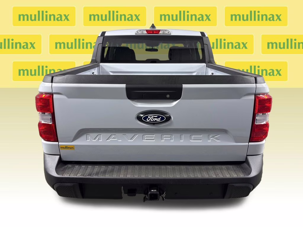 2026 Space White Metallic Ford Maverick XLT FWD Truck