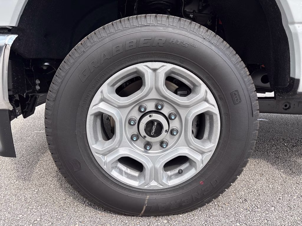 2026 Avalanche Ford Super Duty F-250 SRW XLT 4X4 Truck