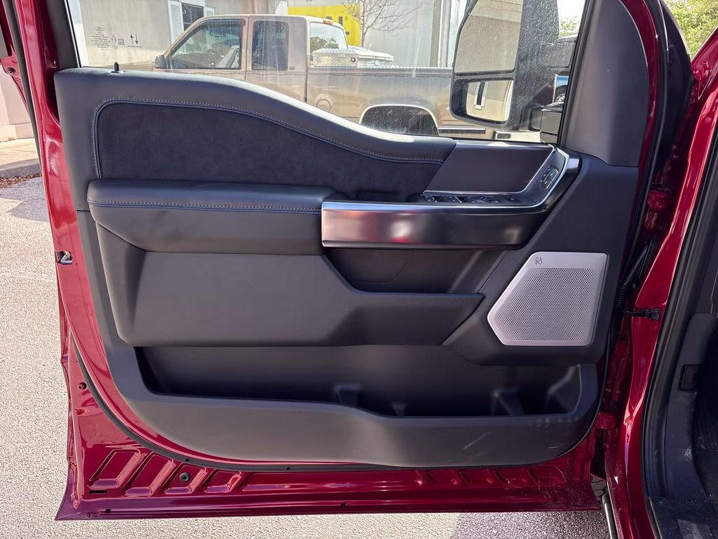 2026 Ruby Red Metallic Tinted Clearcoat Ford Super Duty F-350 SRW Platinum 4X4 Truck