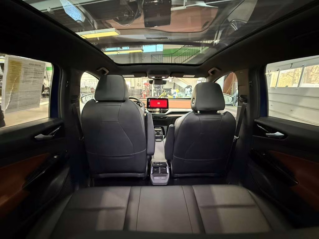 2022 Blue Volkswagen ID.4 Pro S AWD SUV