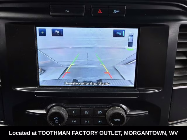 2023 Oxford White Ford F-150 XL 4X4 Truck