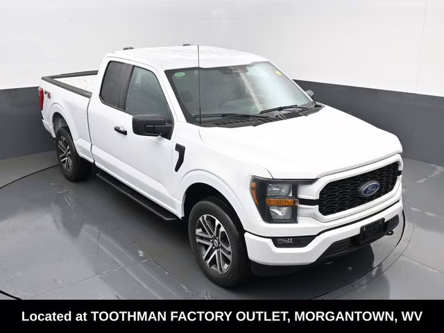 2023 Oxford White Ford F-150 XL 4X4 Truck