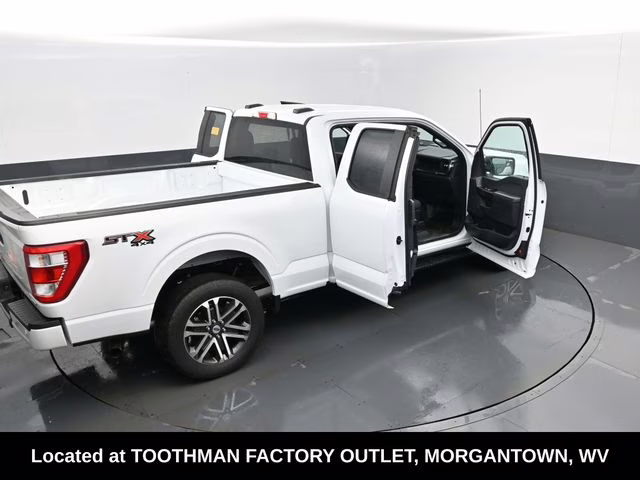 2023 Oxford White Ford F-150 XL 4X4 Truck