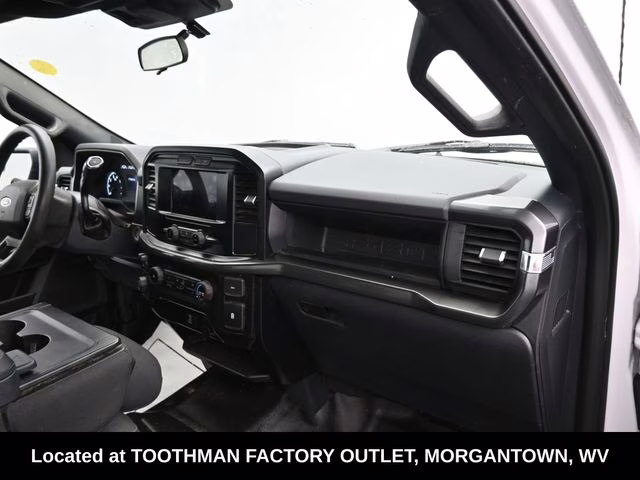 2023 Oxford White Ford F-150 XL 4X4 Truck