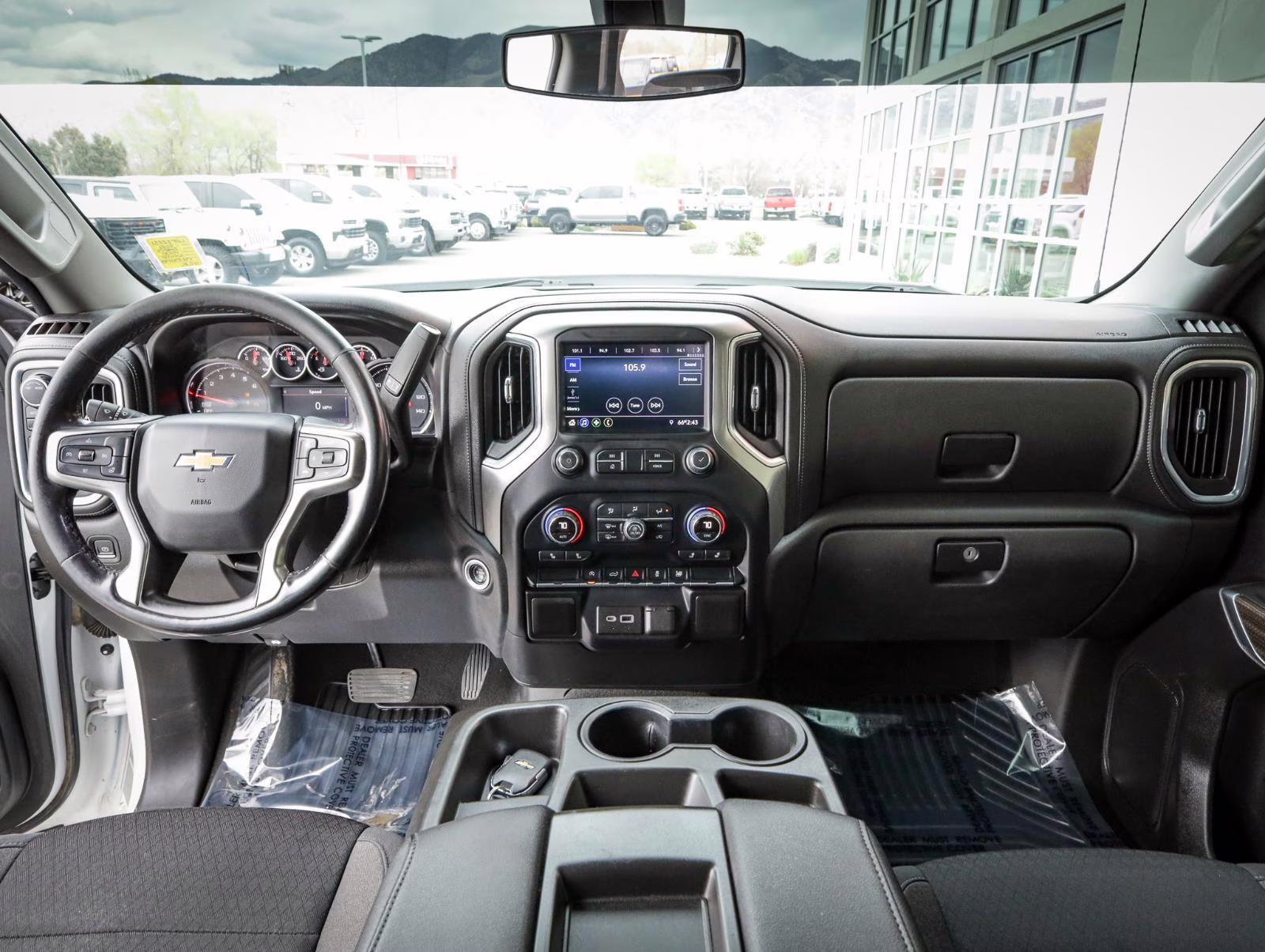 2021 Summit White Chevrolet Silverado 1500 LT 4X4 Truck
