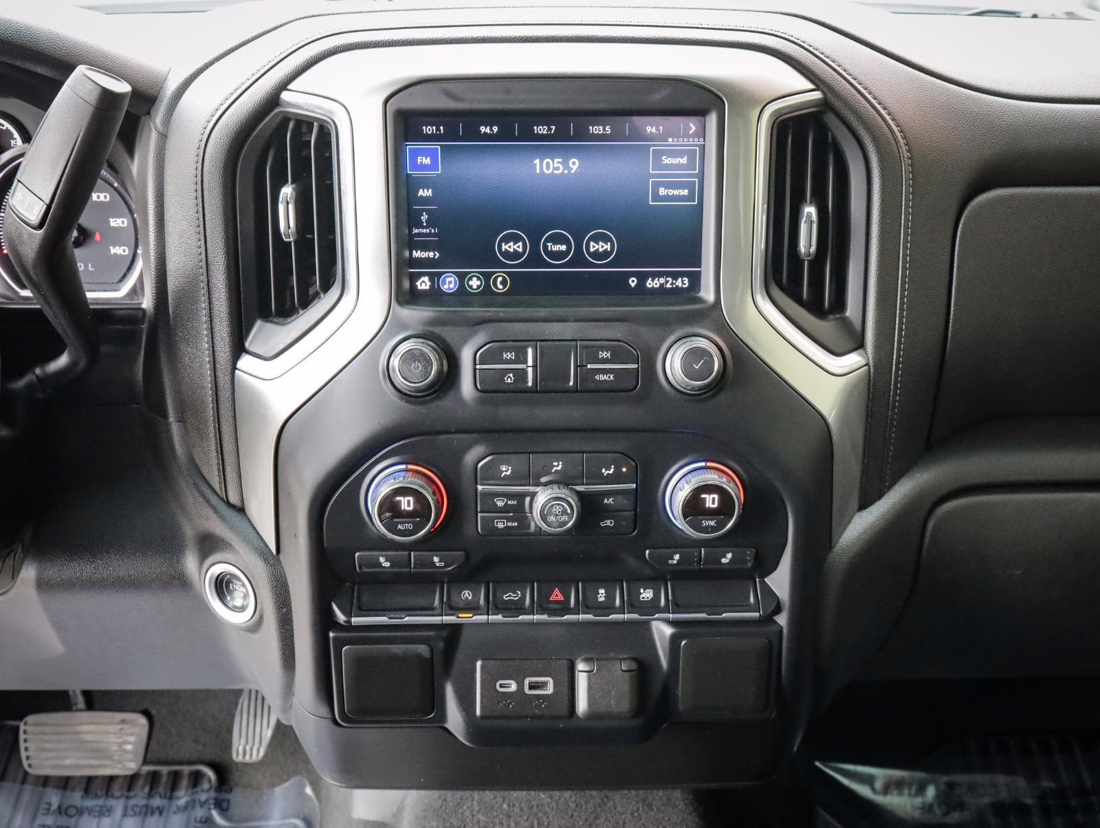 2021 Summit White Chevrolet Silverado 1500 LT 4X4 Truck