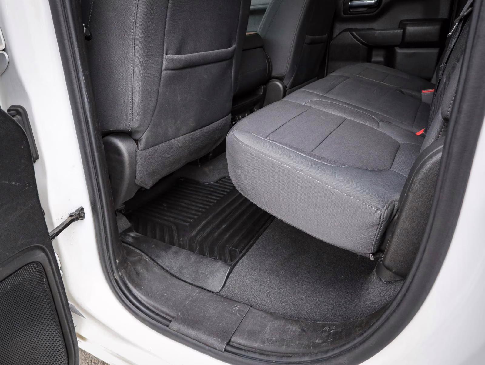 2021 Summit White Chevrolet Silverado 1500 LT 4X4 Truck