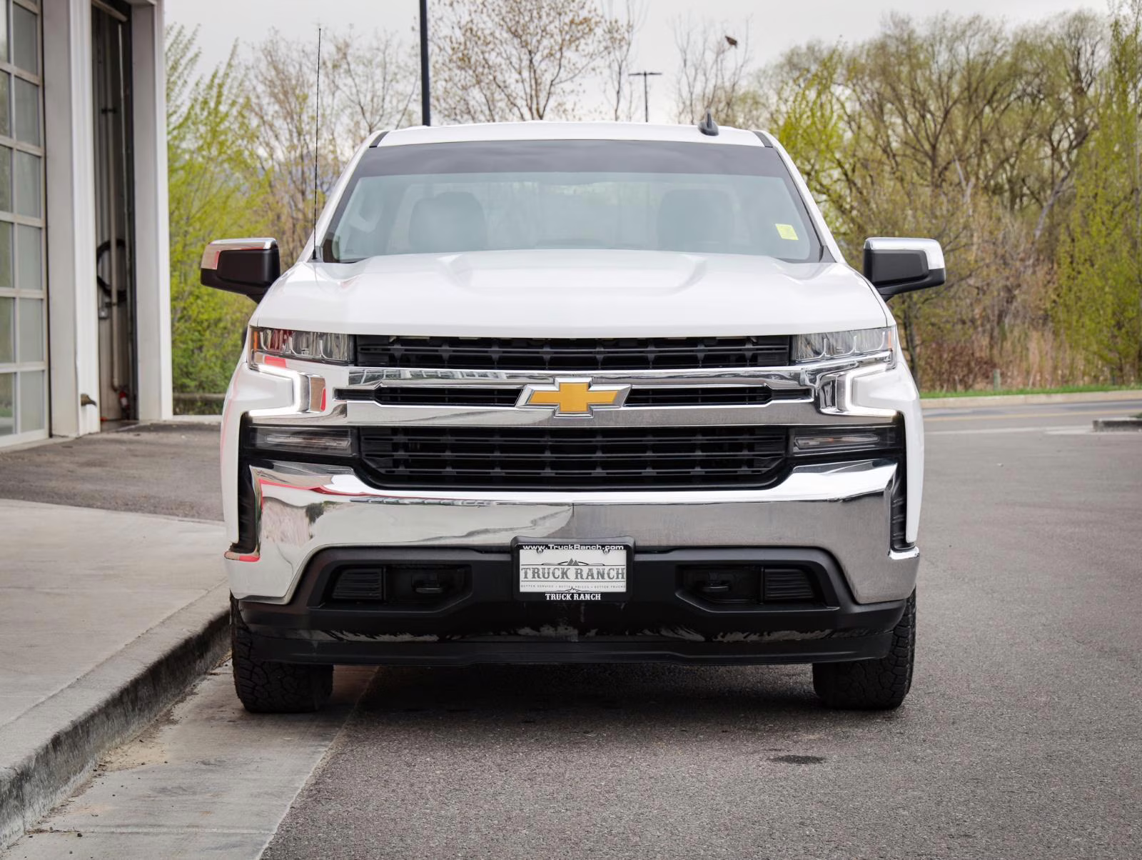 2021 Summit White Chevrolet Silverado 1500 LT 4X4 Truck