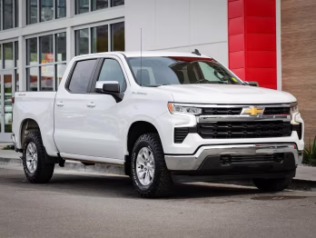 2023 Summit White Chevrolet Silverado 1500 LT 4X4 Truck