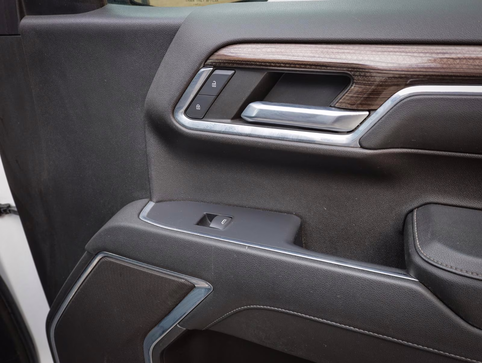 2023 Summit White Chevrolet Silverado 1500 LT 4X4 Truck