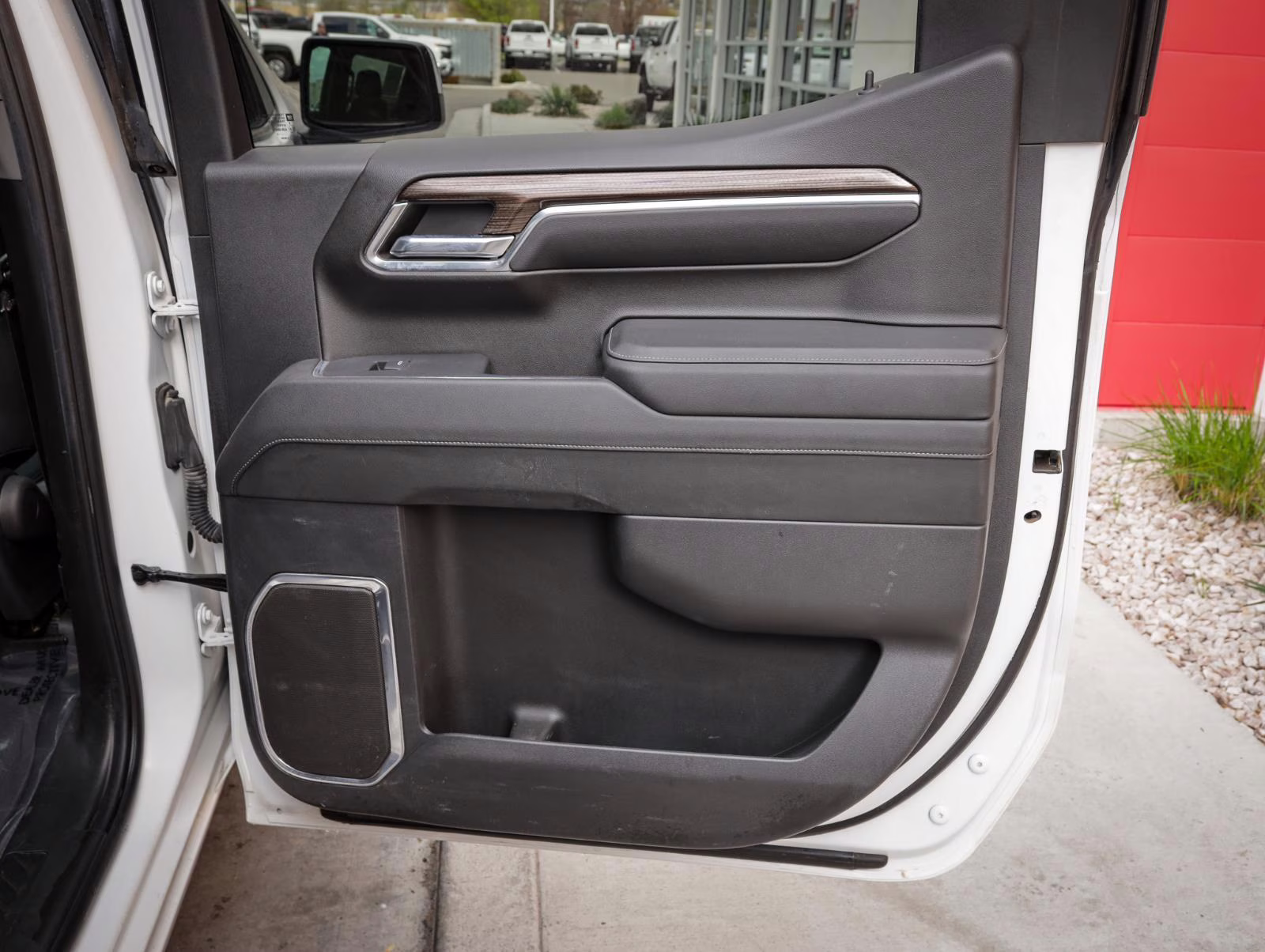 2023 Summit White Chevrolet Silverado 1500 LT 4X4 Truck