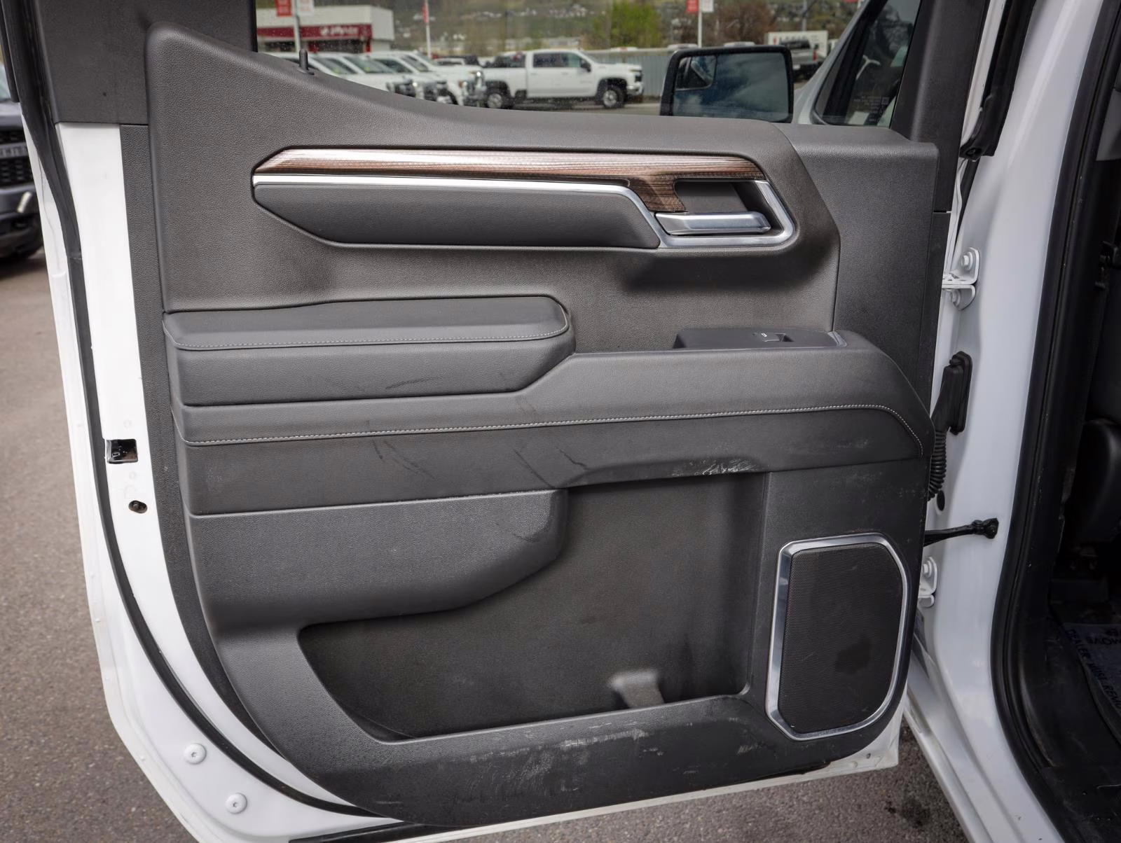 2023 Summit White Chevrolet Silverado 1500 LT 4X4 Truck