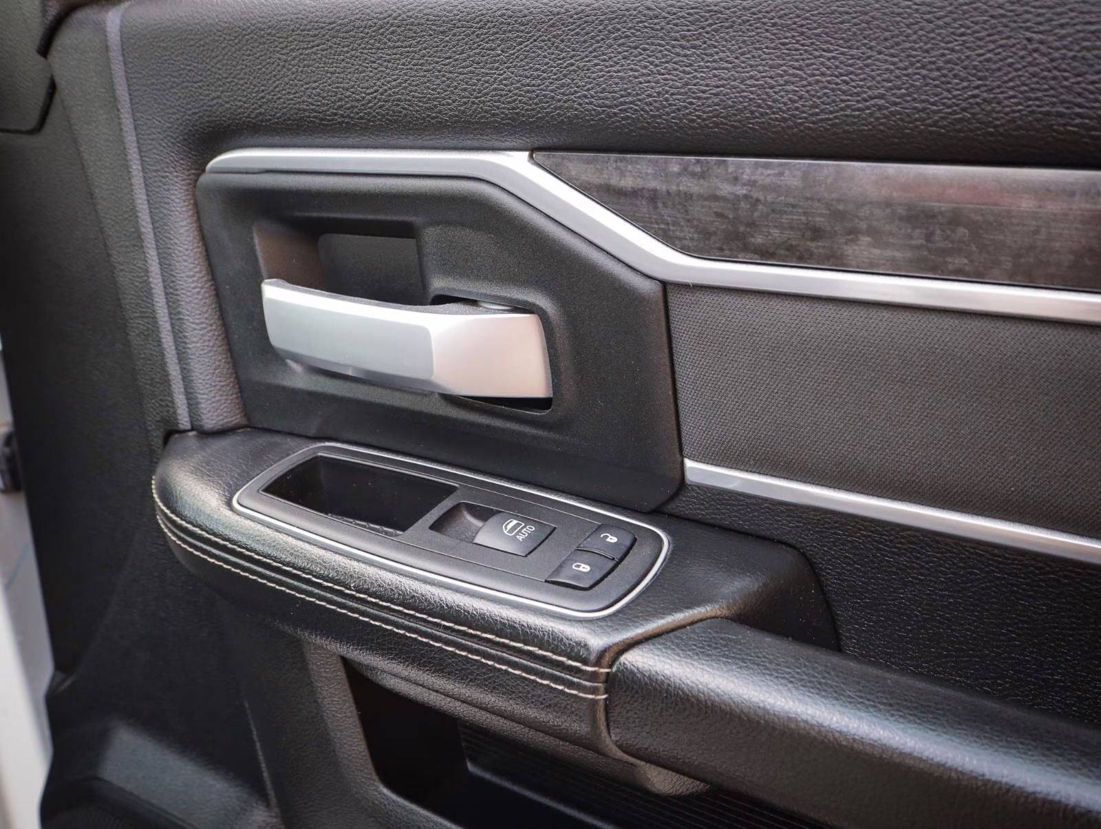 2024 Bright White Clearcoat Ram 3500 Big Horn 4X4 Truck