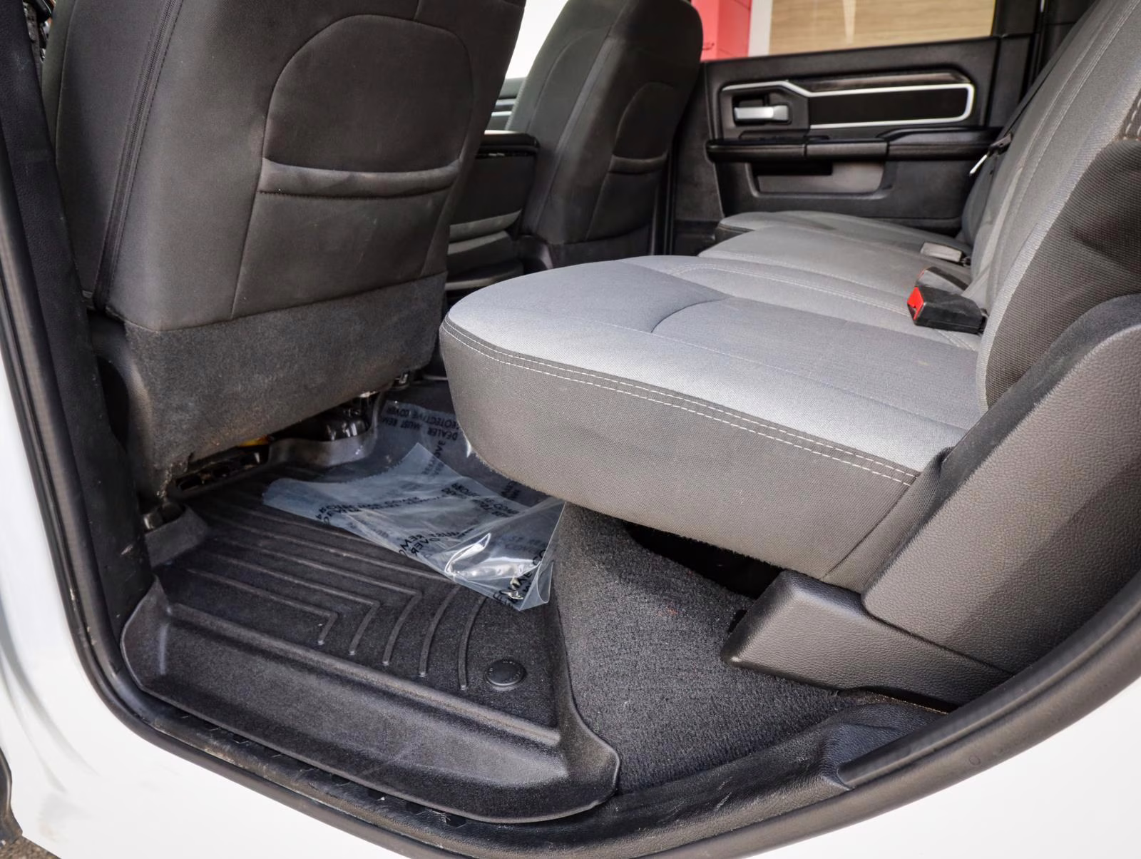 2024 Bright White Clearcoat Ram 3500 Big Horn 4X4 Truck