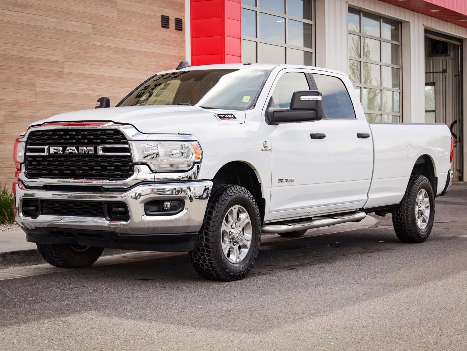 2024 Bright White Clearcoat Ram 3500 Big Horn 4X4 Truck