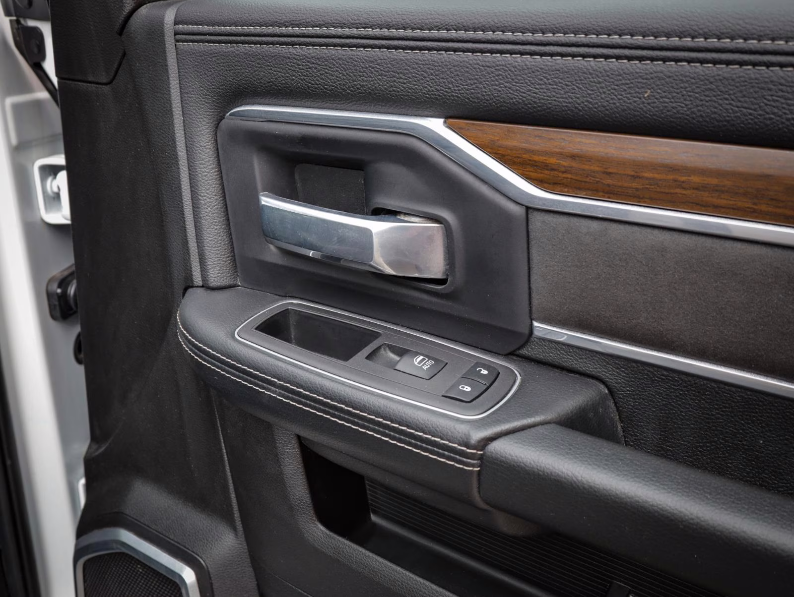 2023 Bright White Clearcoat Ram 2500 Laramie 4X4 Truck