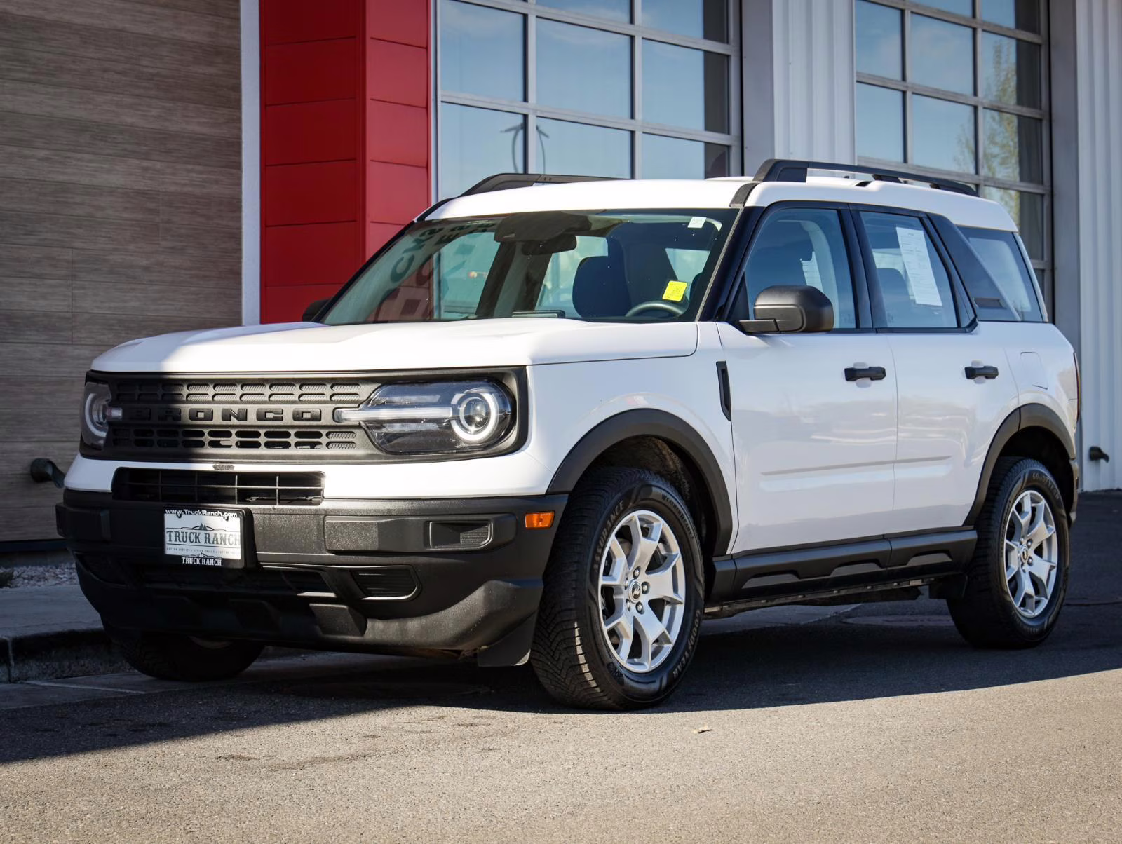 2023 Oxford White Ford Bronco Sport Base 4X4 SUV