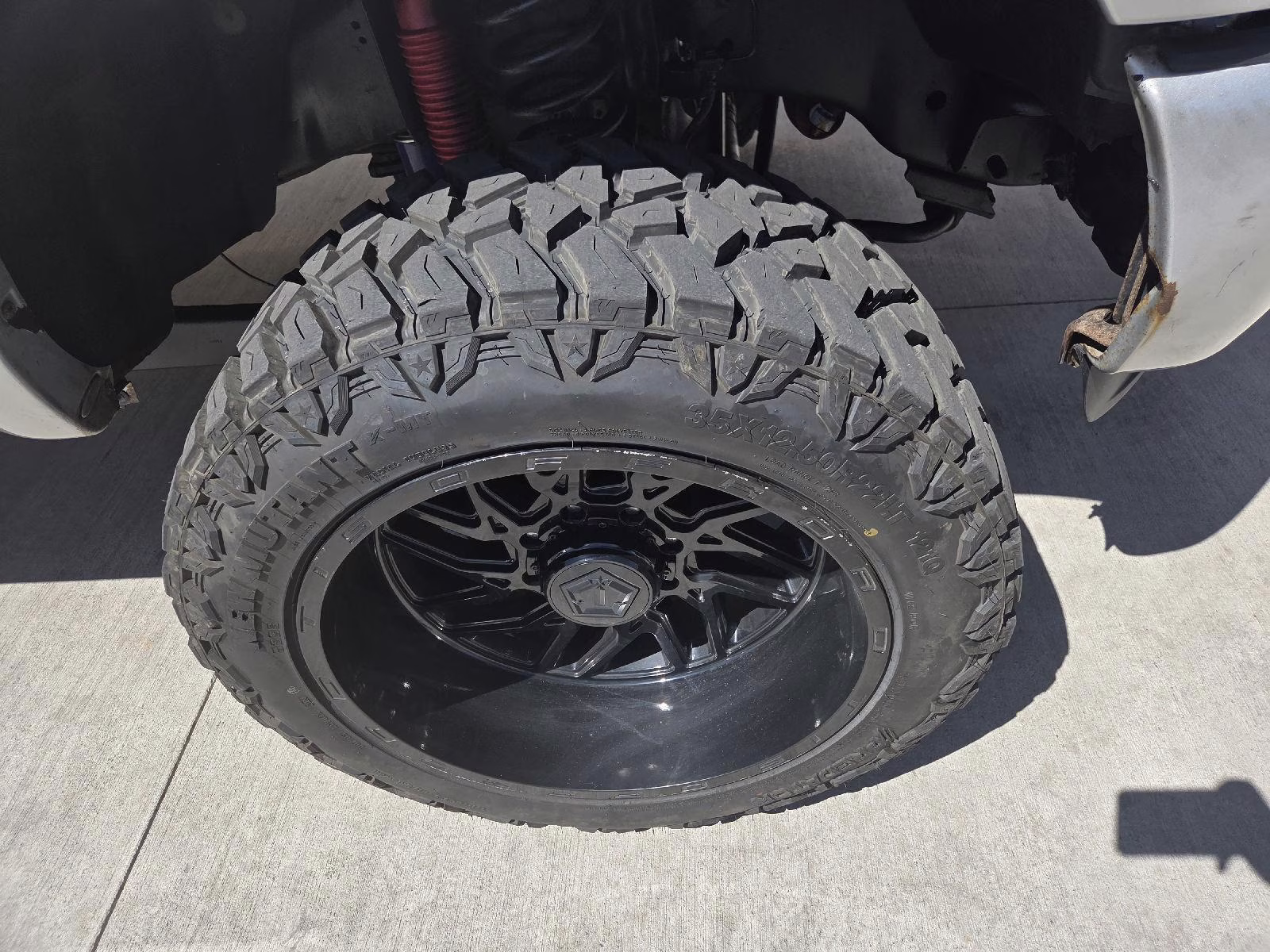 2016 Ingot Silver Metallic Ford Super Duty F-350 SRW Lariat 4X4 Truck