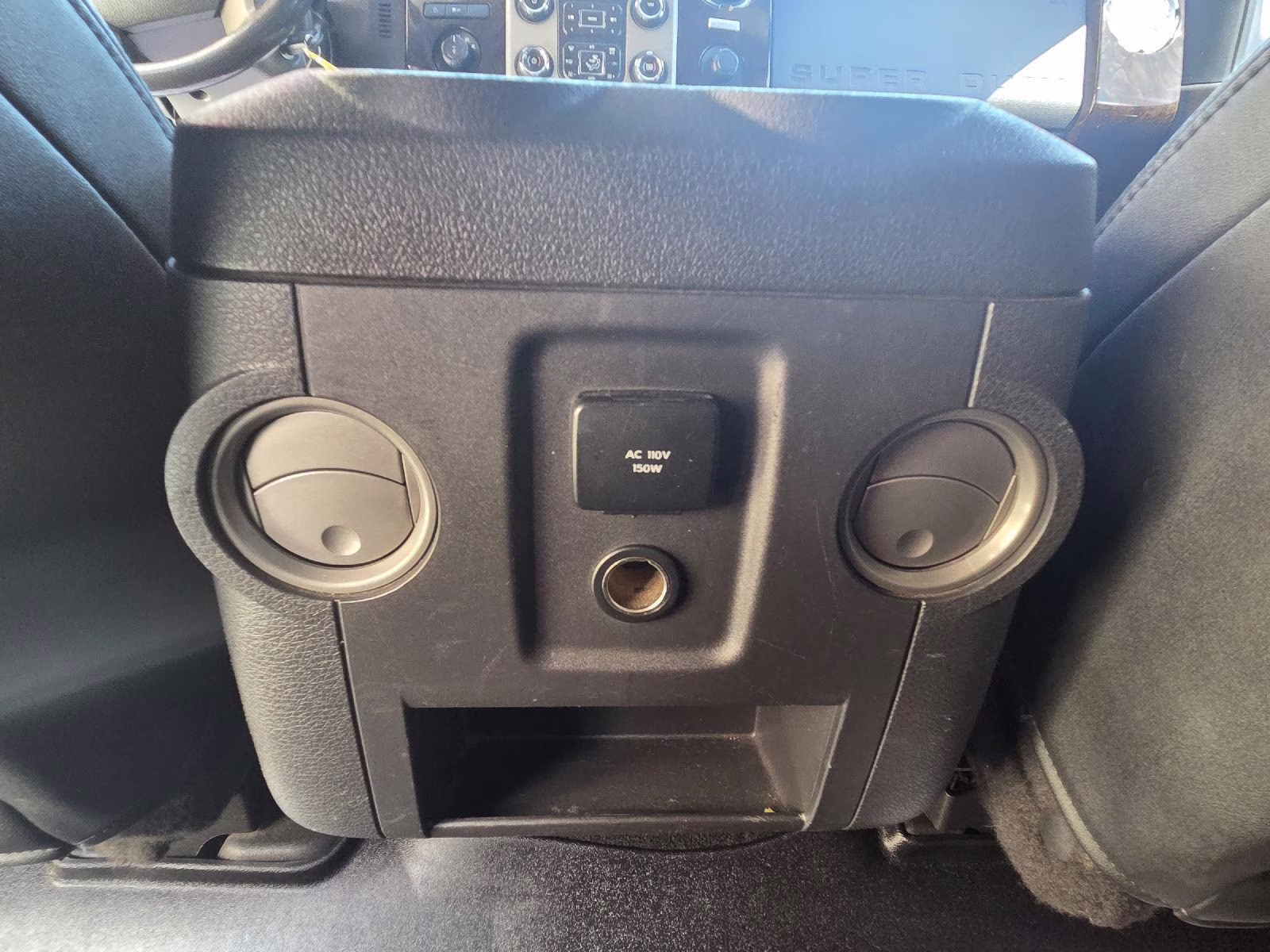 2016 Ingot Silver Metallic Ford Super Duty F-350 SRW Lariat 4X4 Truck