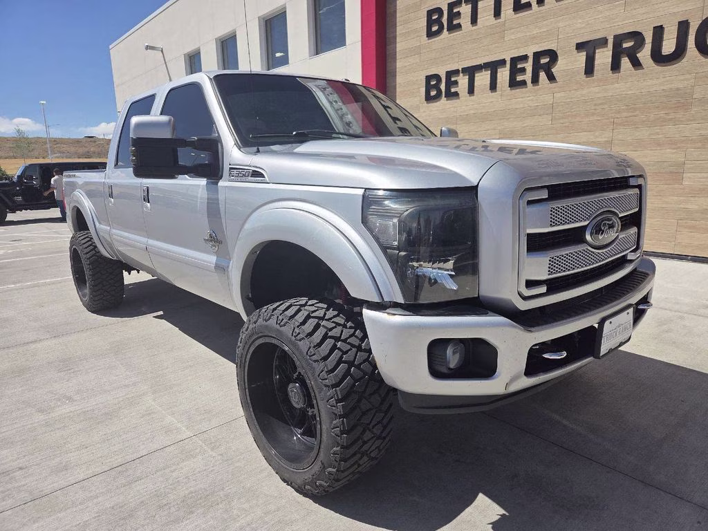 2016 Silver Ford Super Duty F-350 SRW Platinum 4X4 Truck
