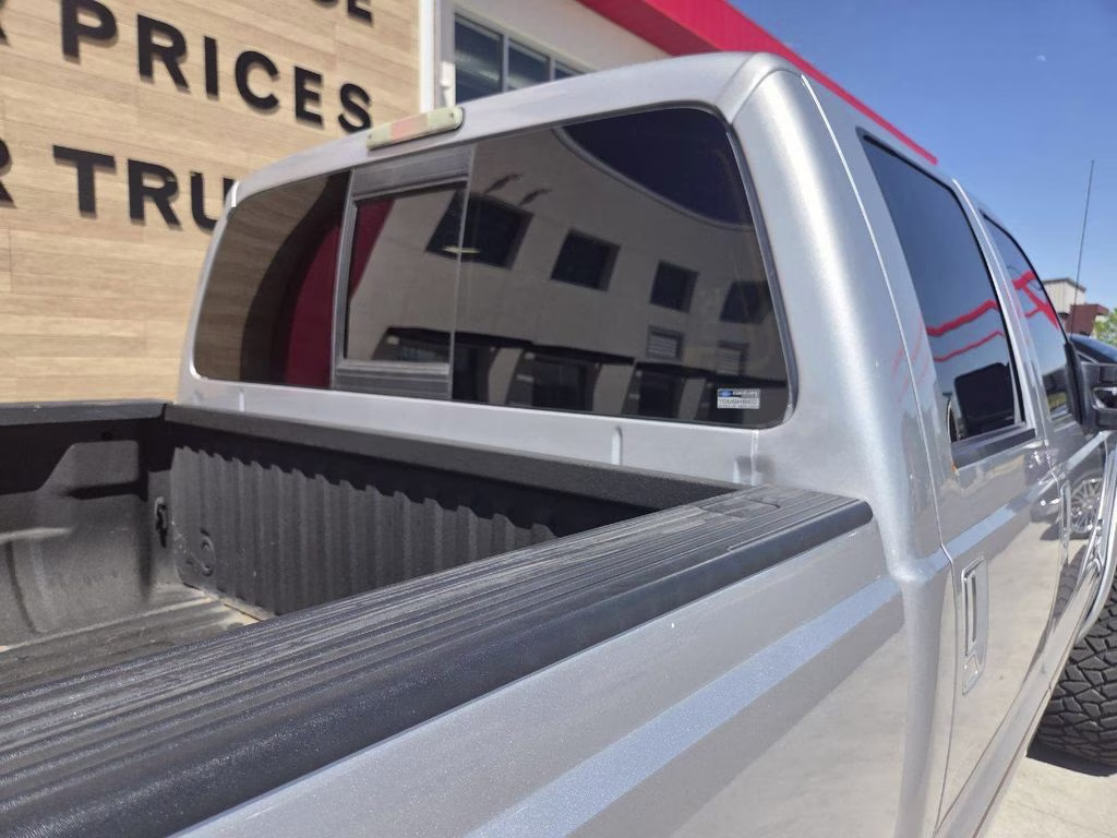 2016 Silver Ford Super Duty F-350 SRW Platinum 4X4 Truck