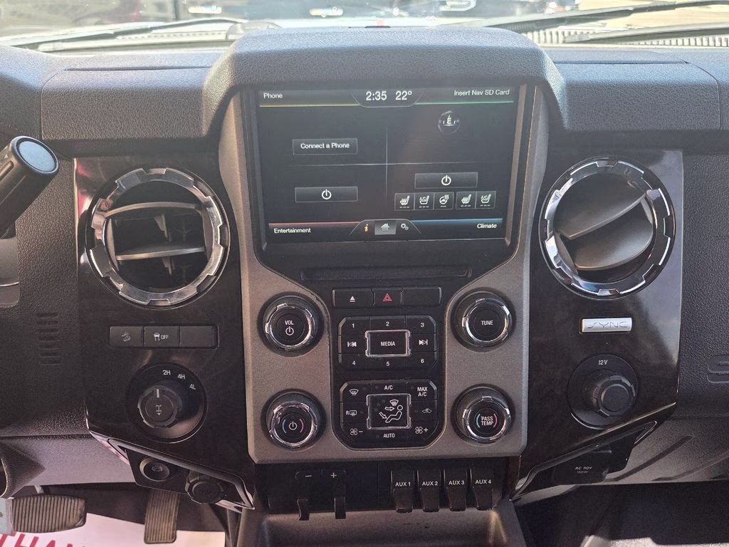 2016 Silver Ford Super Duty F-350 SRW Platinum 4X4 Truck
