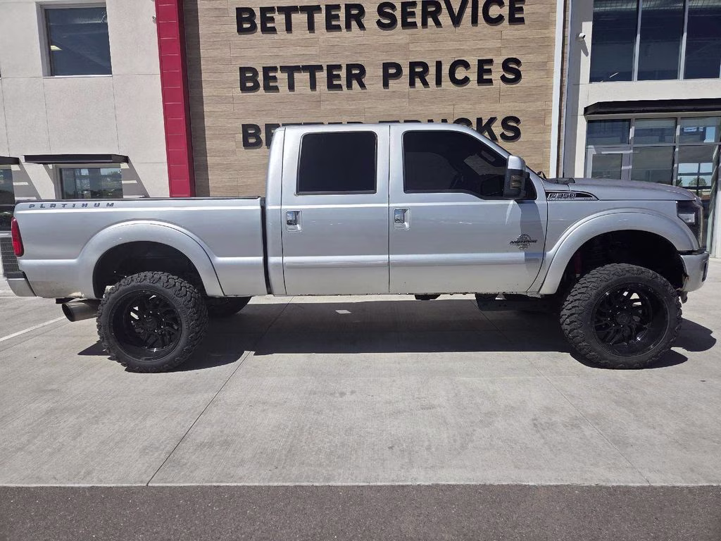 2016 Silver Ford Super Duty F-350 SRW Platinum 4X4 Truck