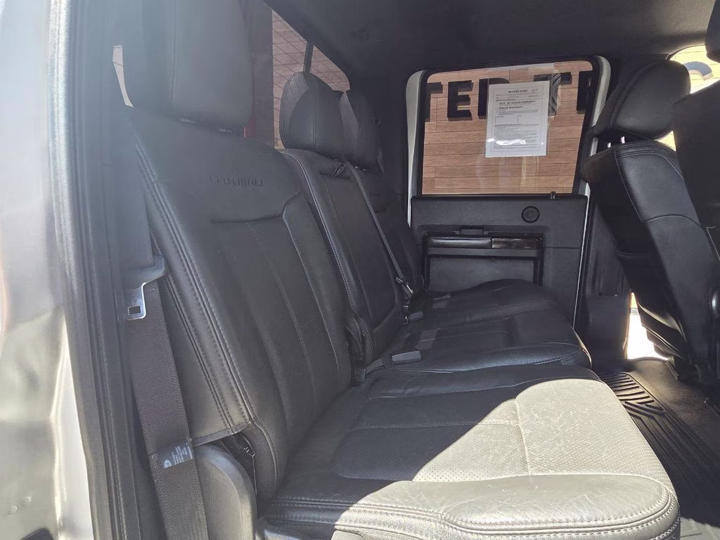 2016 Silver Ford Super Duty F-350 SRW Platinum 4X4 Truck