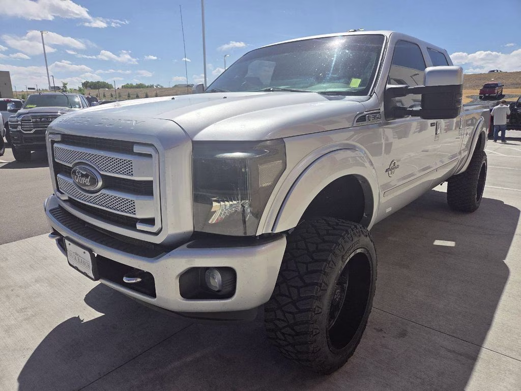 2016 Silver Ford Super Duty F-350 SRW Platinum 4X4 Truck