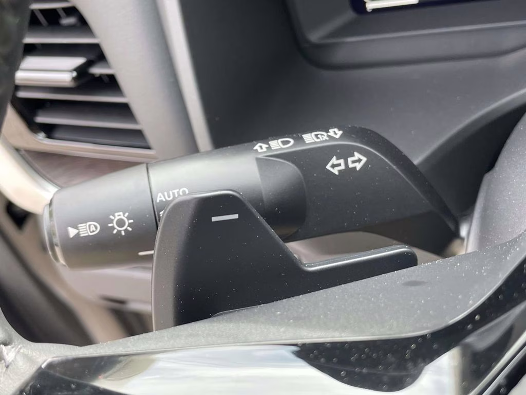 2026 Champagne Silver Metallic Nissan Rogue Platinum AWD SUV