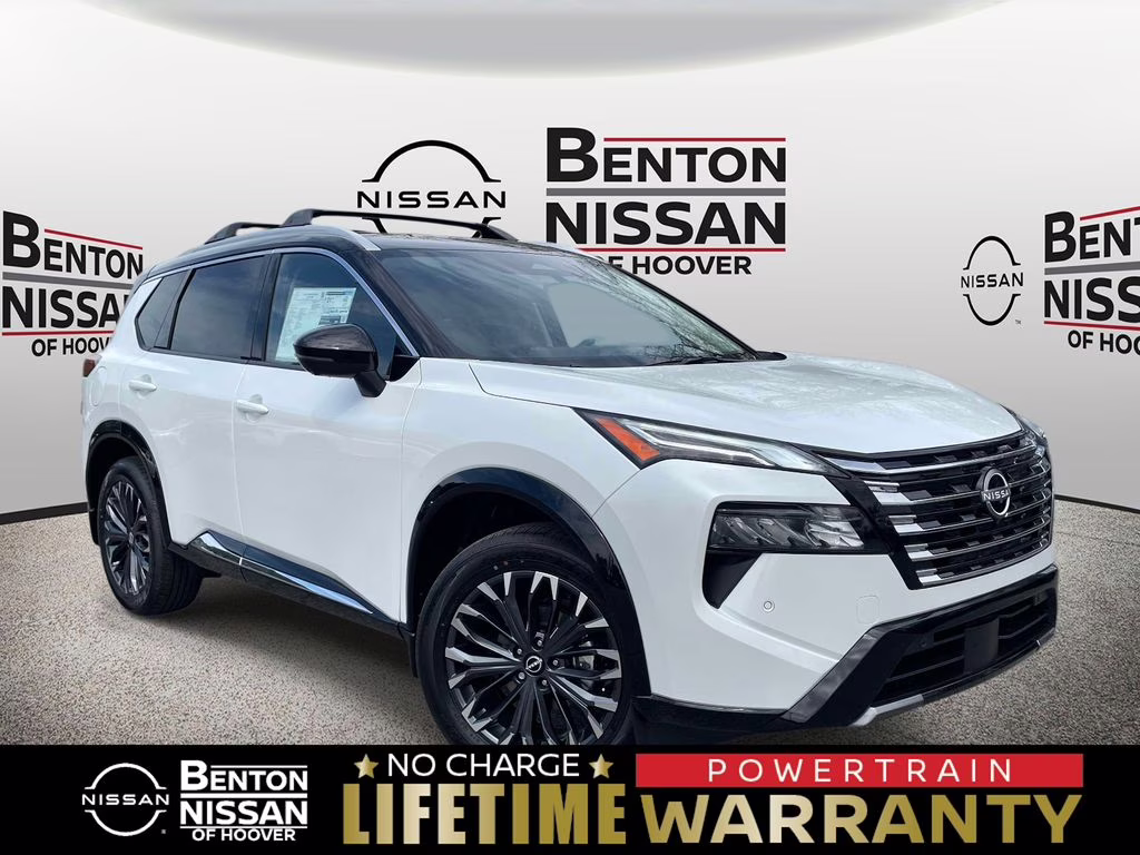 2026 Everest White Pearl/Super Black Nissan Rogue Platinum AWD SUV
