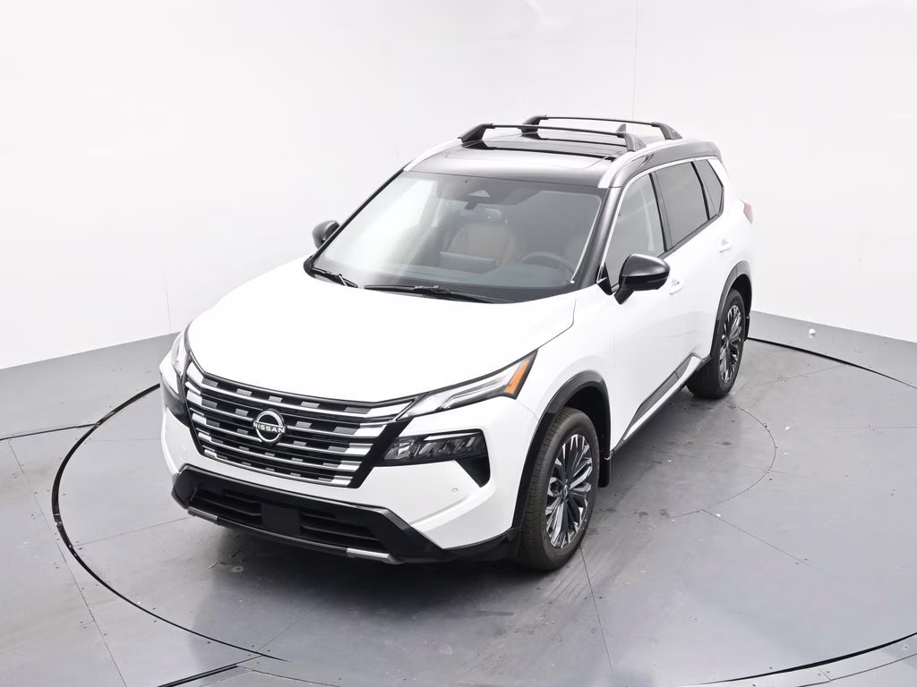 2026 Everest White Pearl/Super Black Nissan Rogue Platinum AWD SUV
