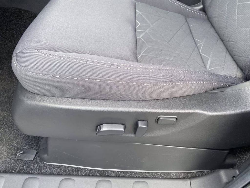 2026 Glacier White Nissan Frontier SV 4X4 Truck