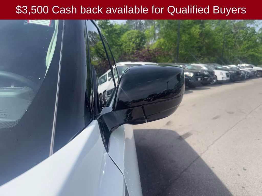 2026 Aspen White Tricoat Nissan Armada SV RWD SUV