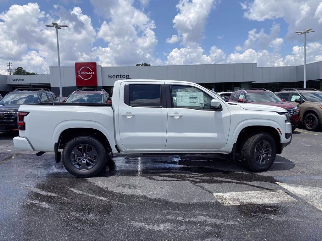 2026 Glacier White Nissan Frontier SV 4X4 Truck